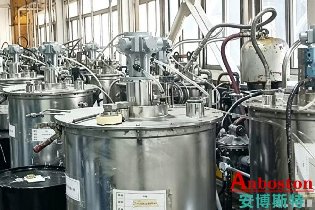 多家涂料厂批量改用我司气动搅拌机，替换电动设备效果显著